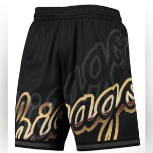 NWT - Mitchell & Ness Black Chicago Bulls Big Face 4.0 Fashion Shorts, Size - XL